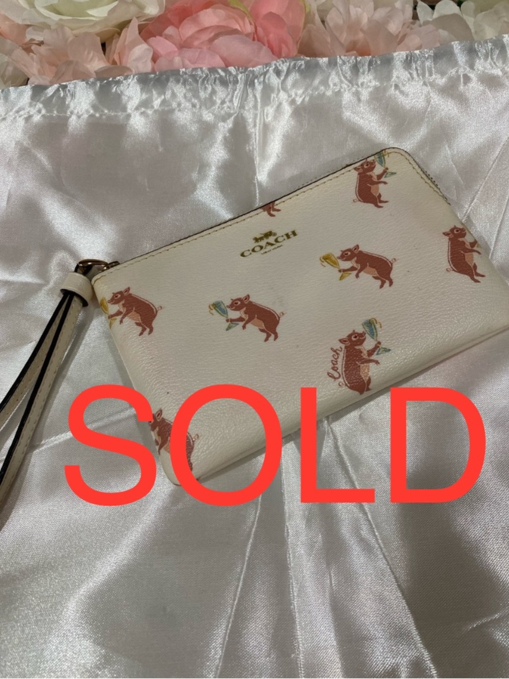 ***SOLD***Coach White Leather Wristlet with Party  Piglet Print
